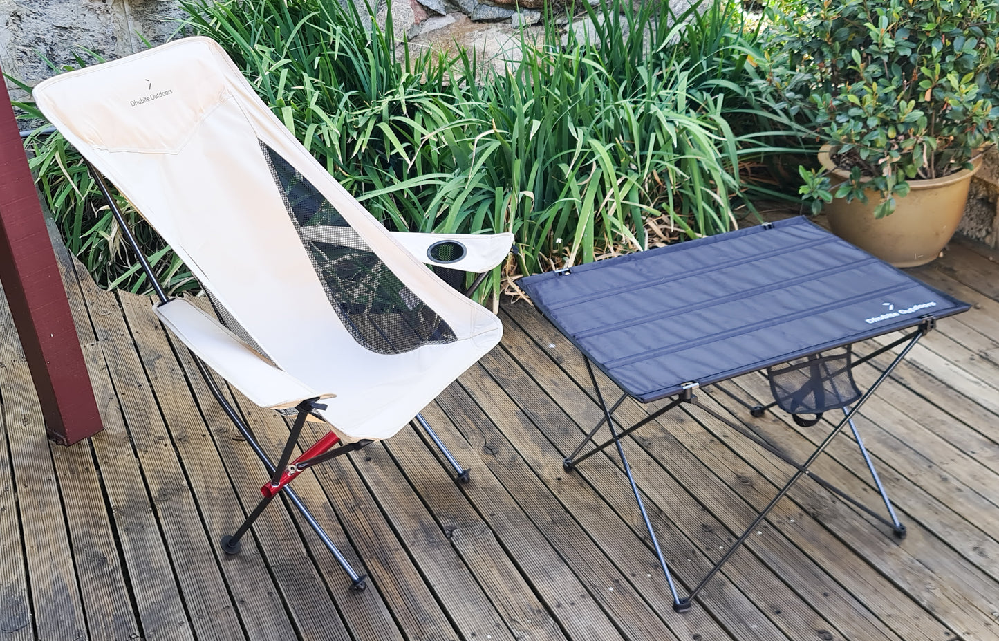 Compact Collapsible Camp Table