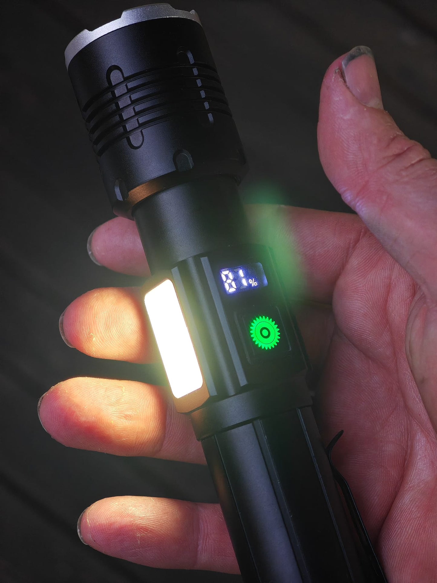 Dhubite Essential Torch